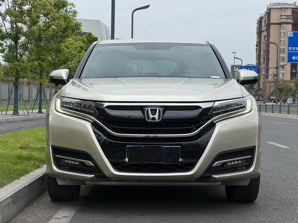 Honda Honda UR-V
