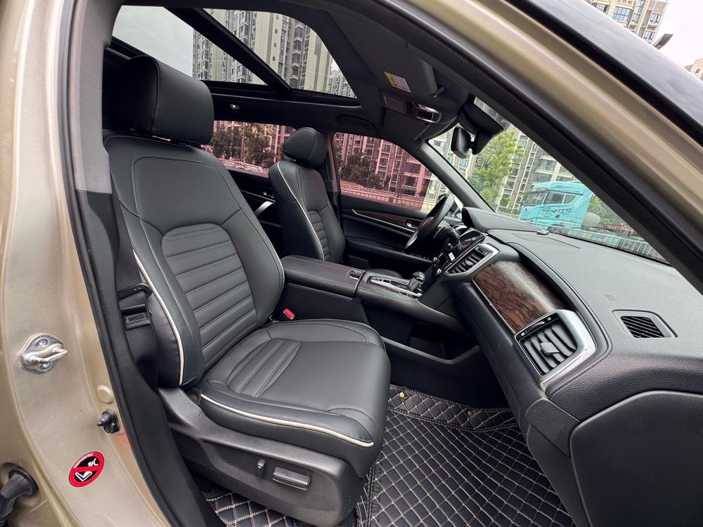 Honda Honda UR-V
