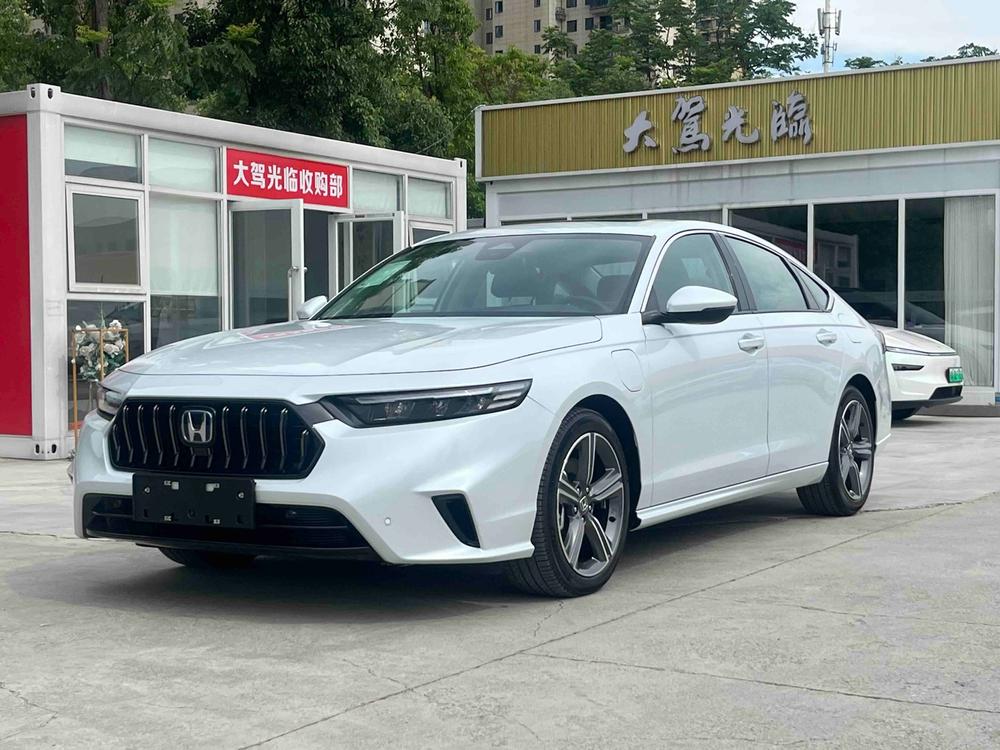 Honda Inspire PHEV