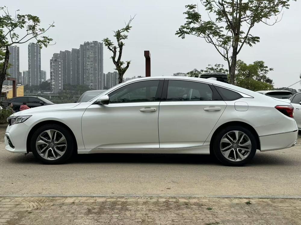 Honda Inspire