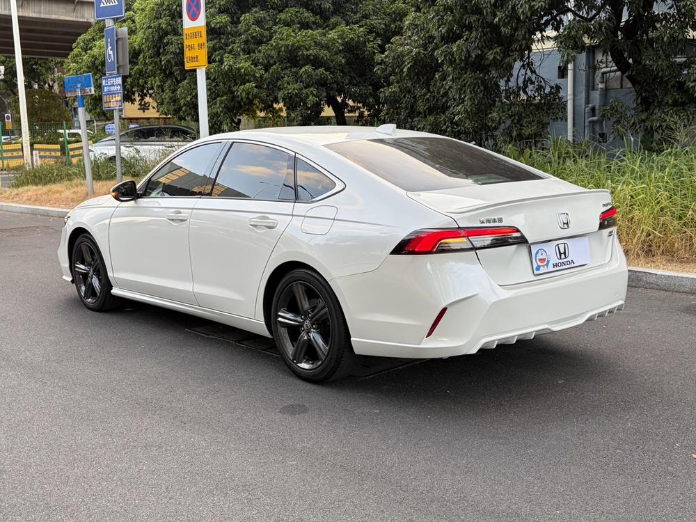 Honda Inspire