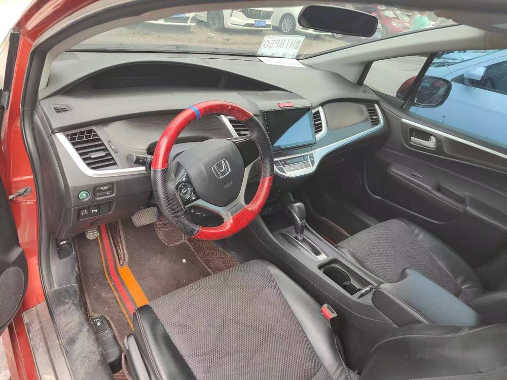 Honda Jade