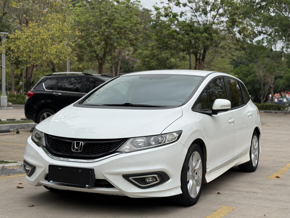 Honda Jade