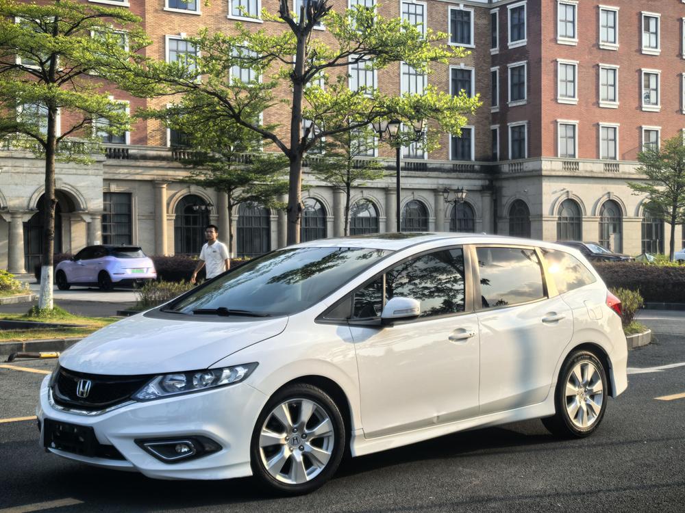 Honda Jade