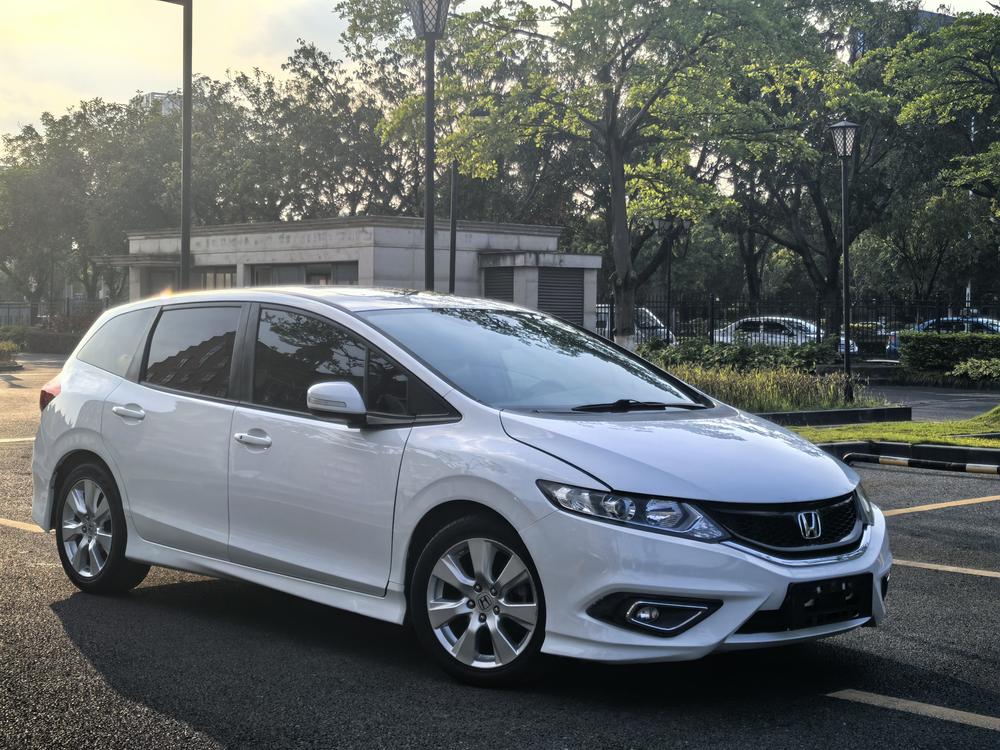 Honda Jade
