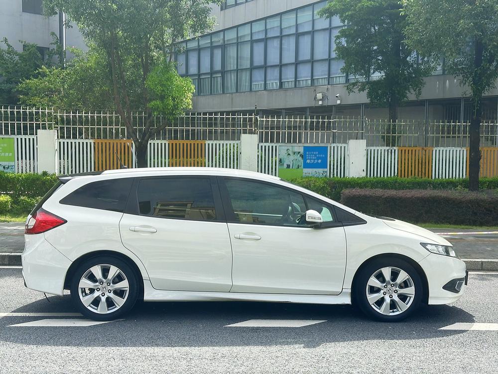 Honda Jade