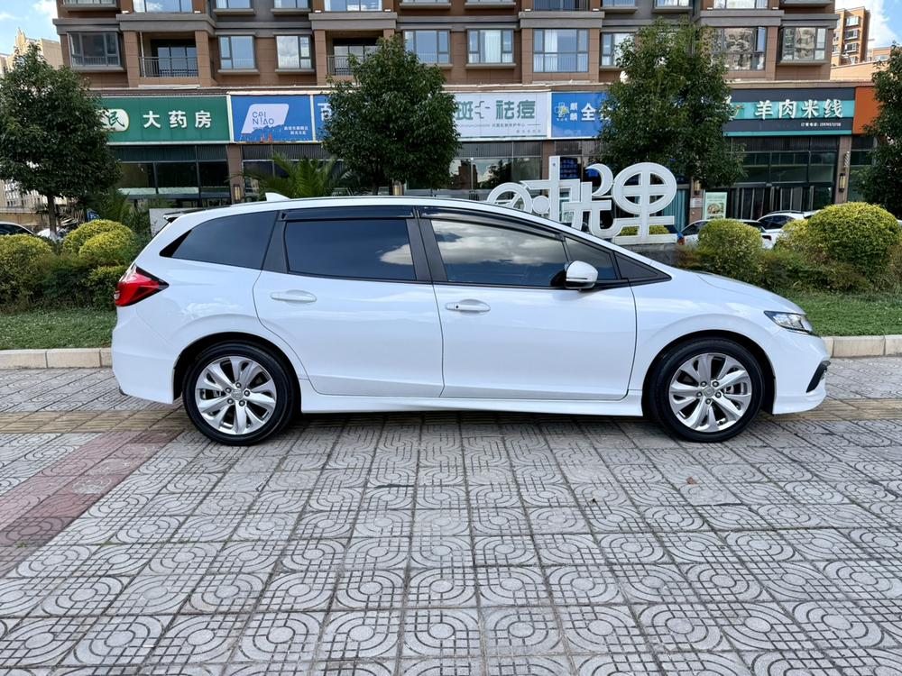 Honda Jade