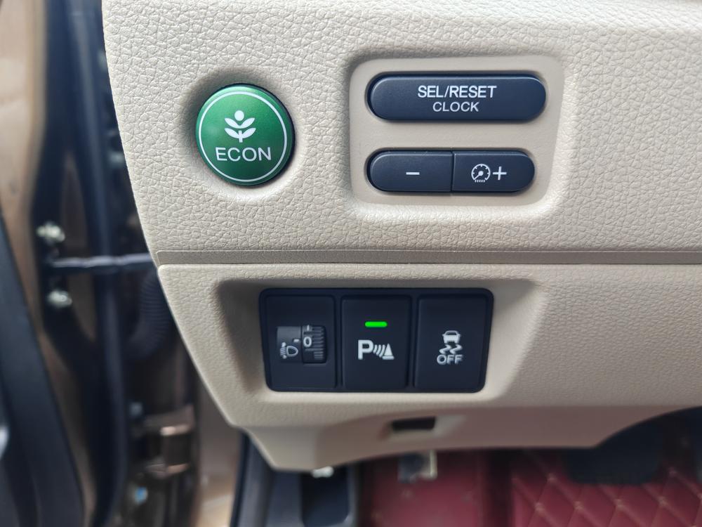 Honda Jade