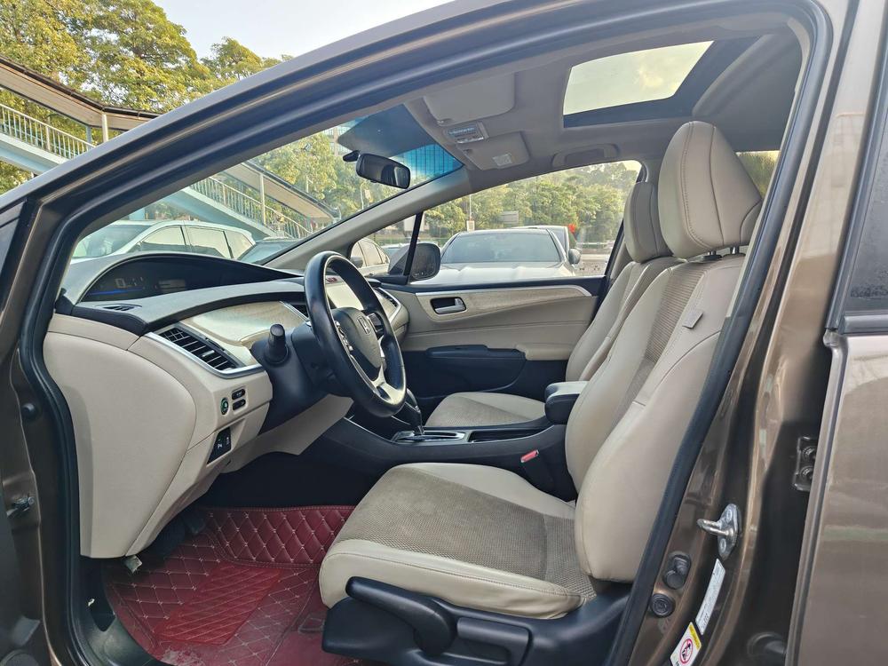 Honda Jade