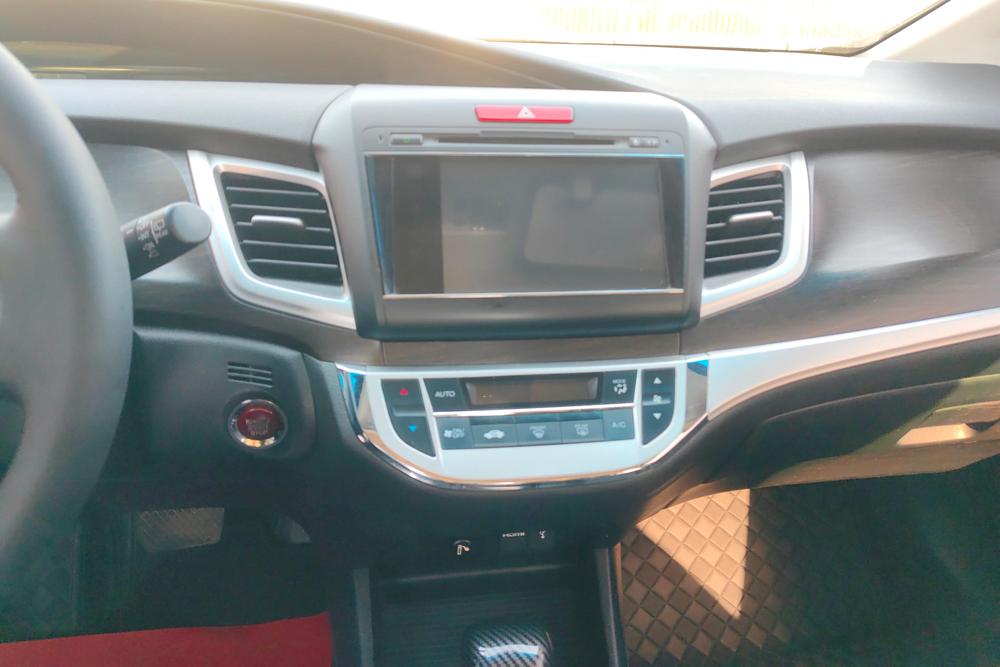 Honda Jade