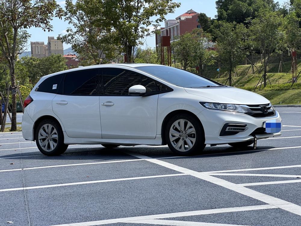 Honda Jade