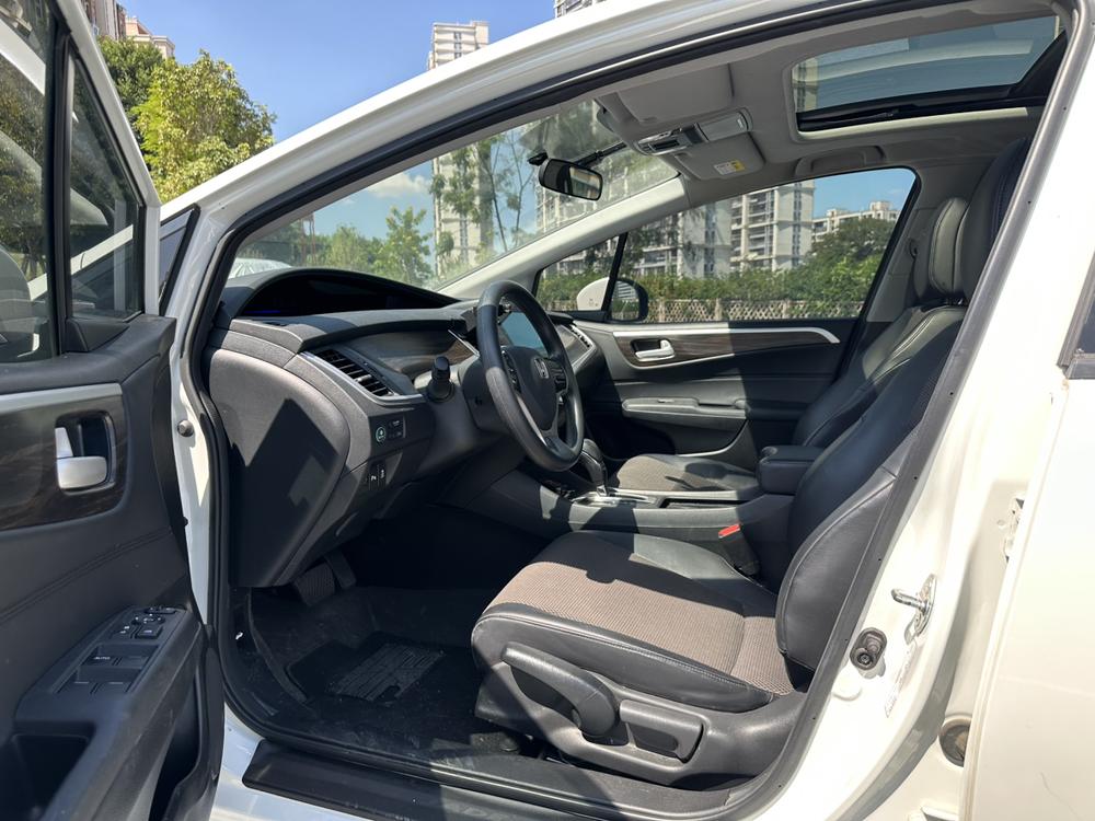 Honda Jade