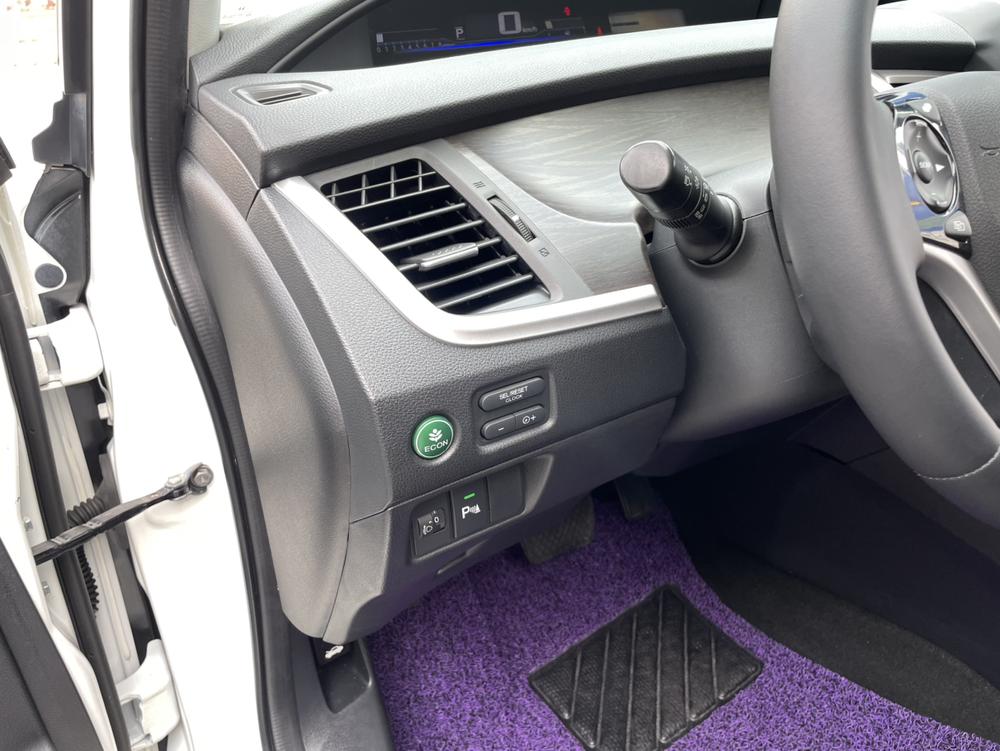 Honda Jade
