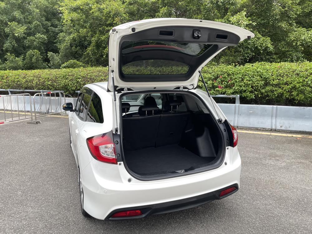 Honda Jade