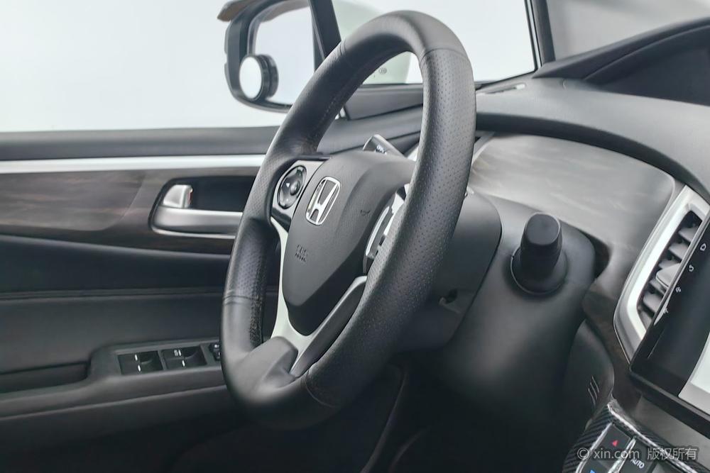 Honda Jade