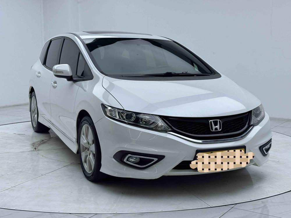 Honda Jade