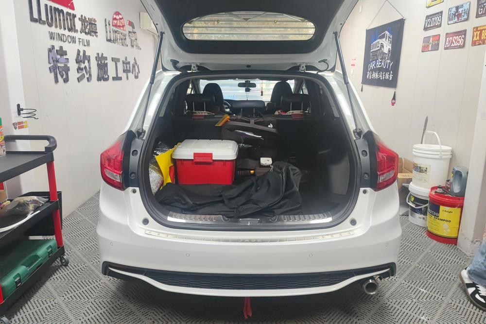 Honda Jade
