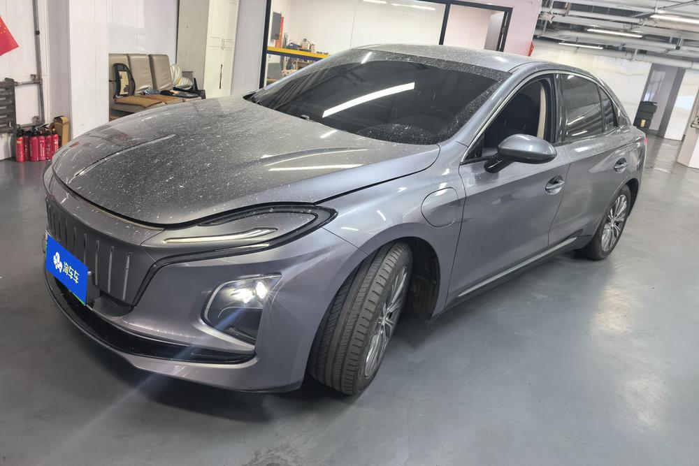 Hongqi Hongqi E-QM5