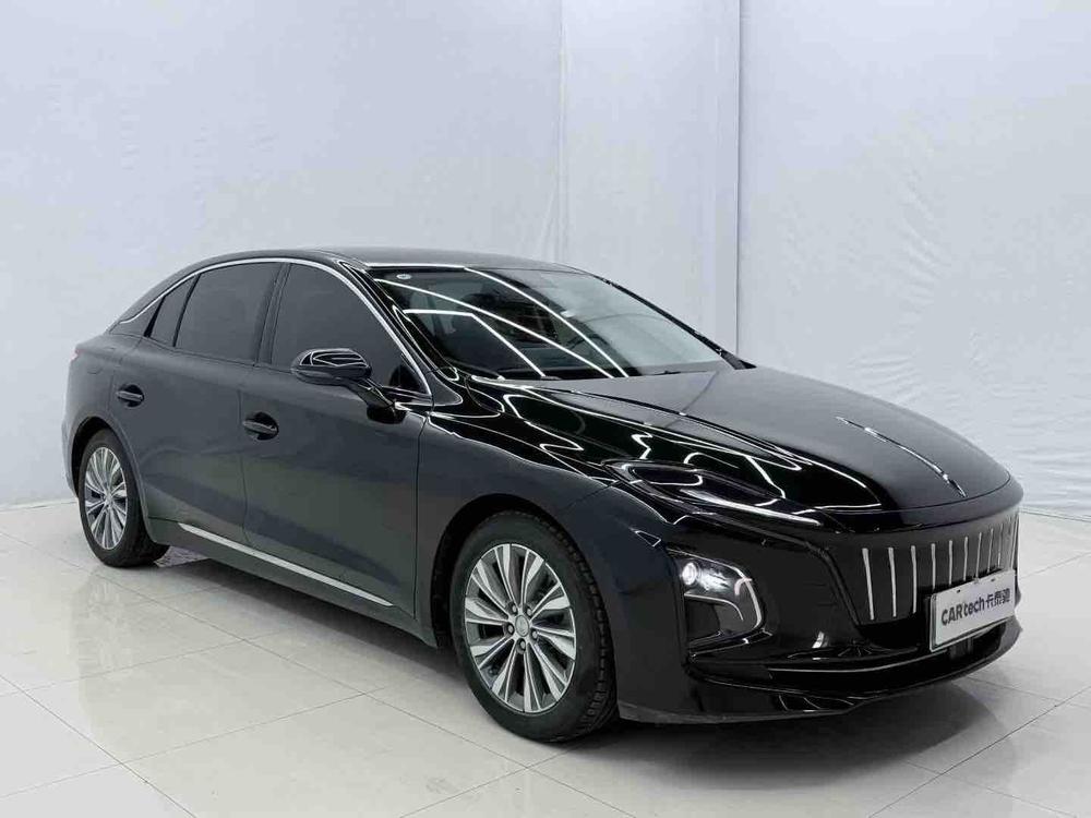 Hongqi Hongqi E-QM5