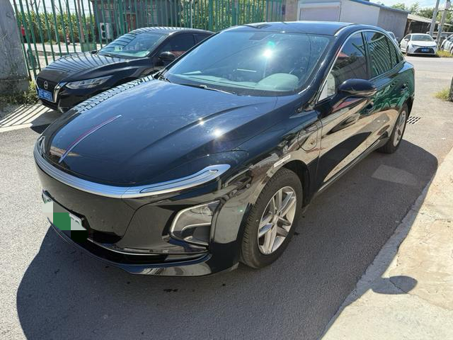Hongqi Hongqi E-QM5