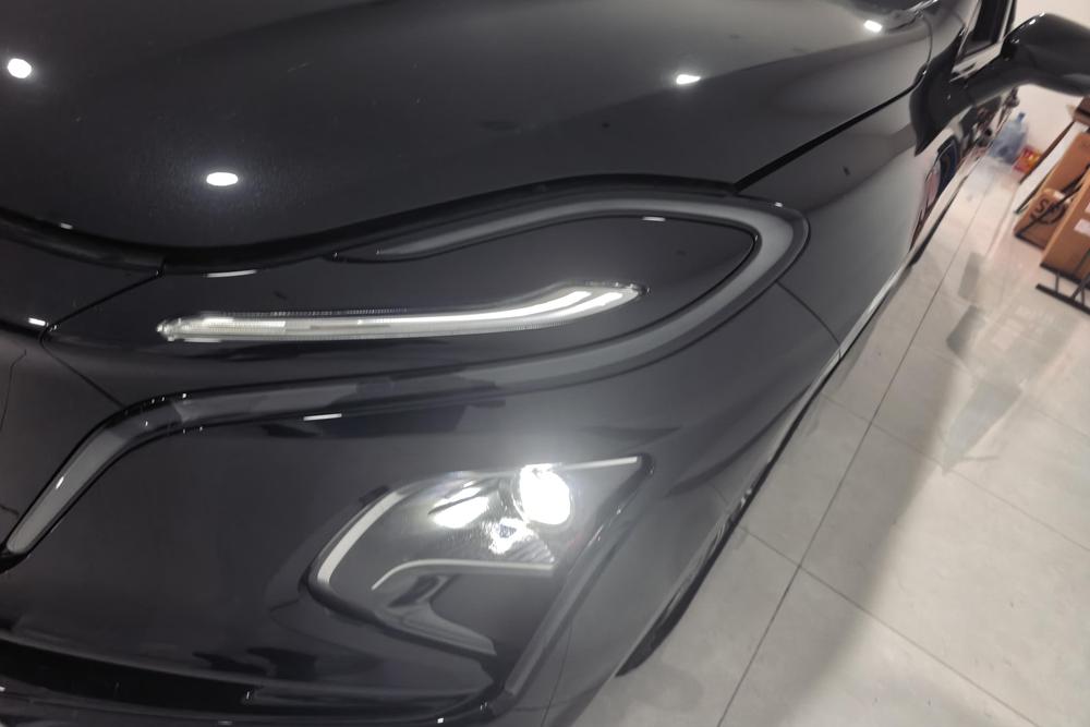 Hongqi Hongqi E-QM5