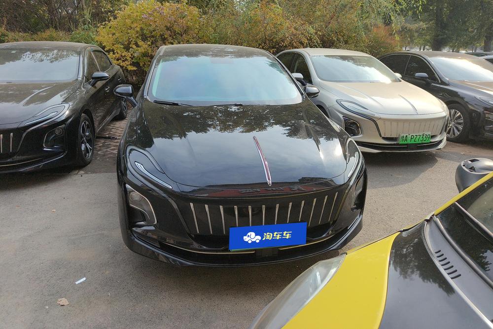 Hongqi Hongqi E-QM5