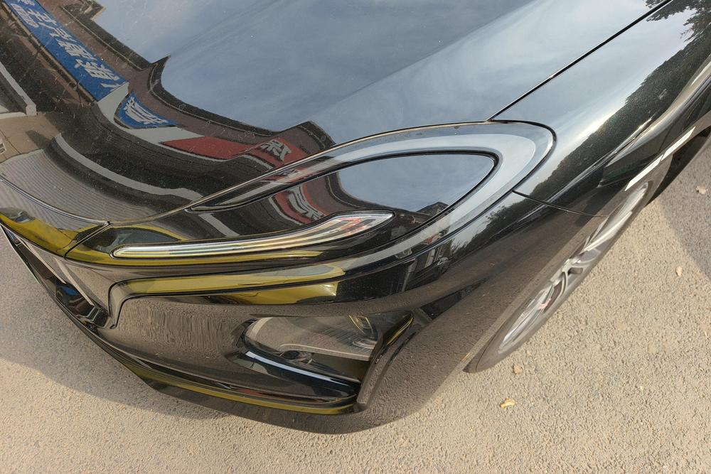 Hongqi Hongqi E-QM5