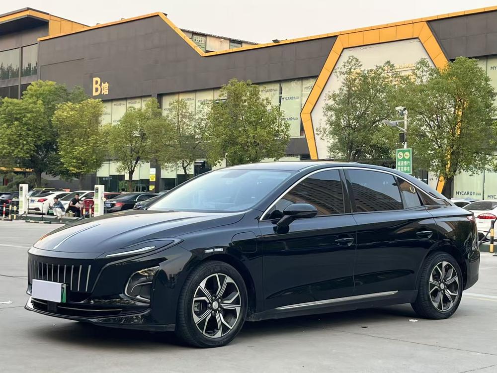 Hongqi Hongqi E-QM5