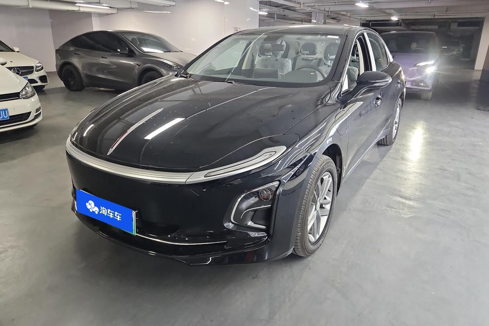 Hongqi Hongqi E-QM5
