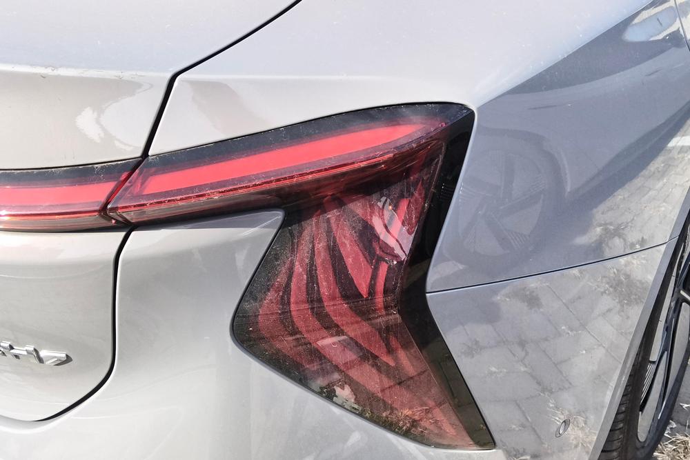 Hongqi Hongqi EH7
