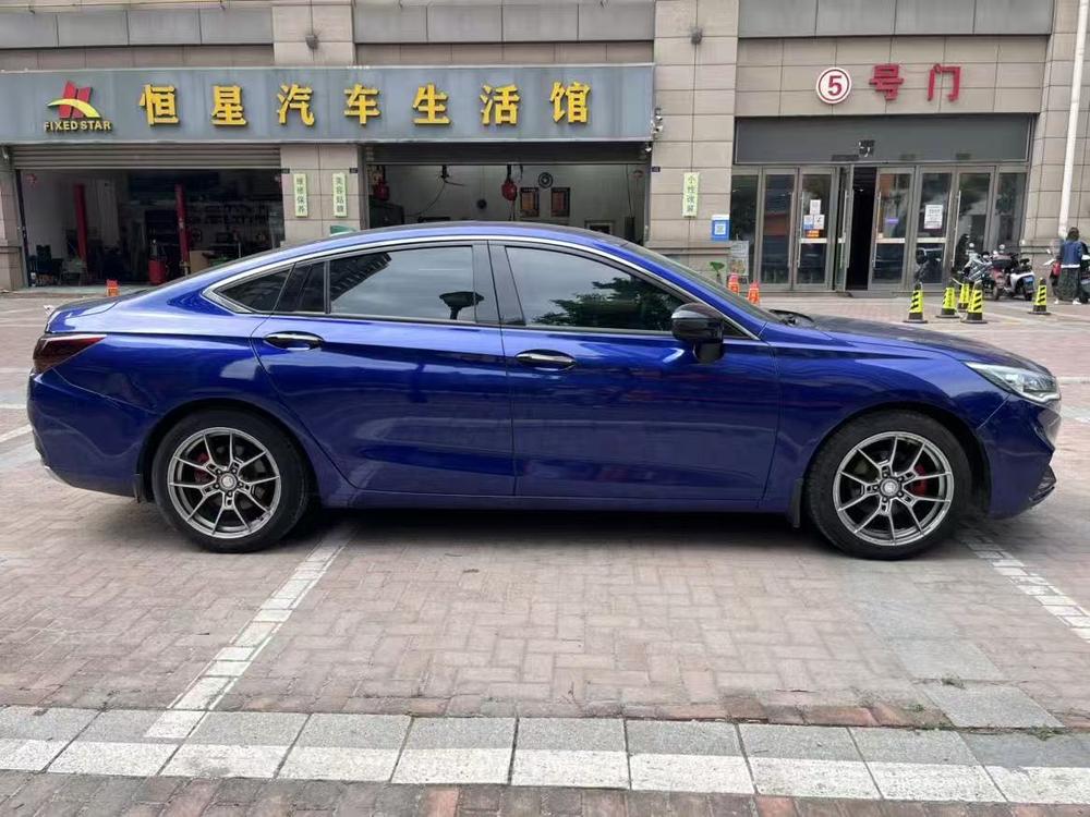 Hongqi Hongqi H5 Classic