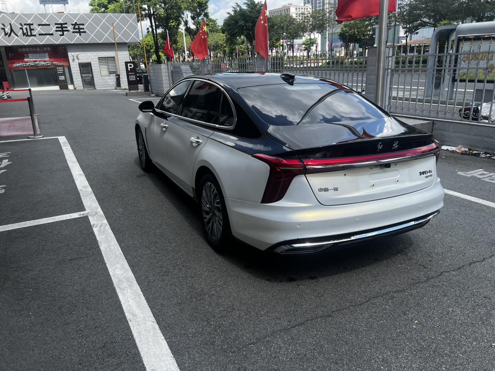 Hongqi Hongqi H5