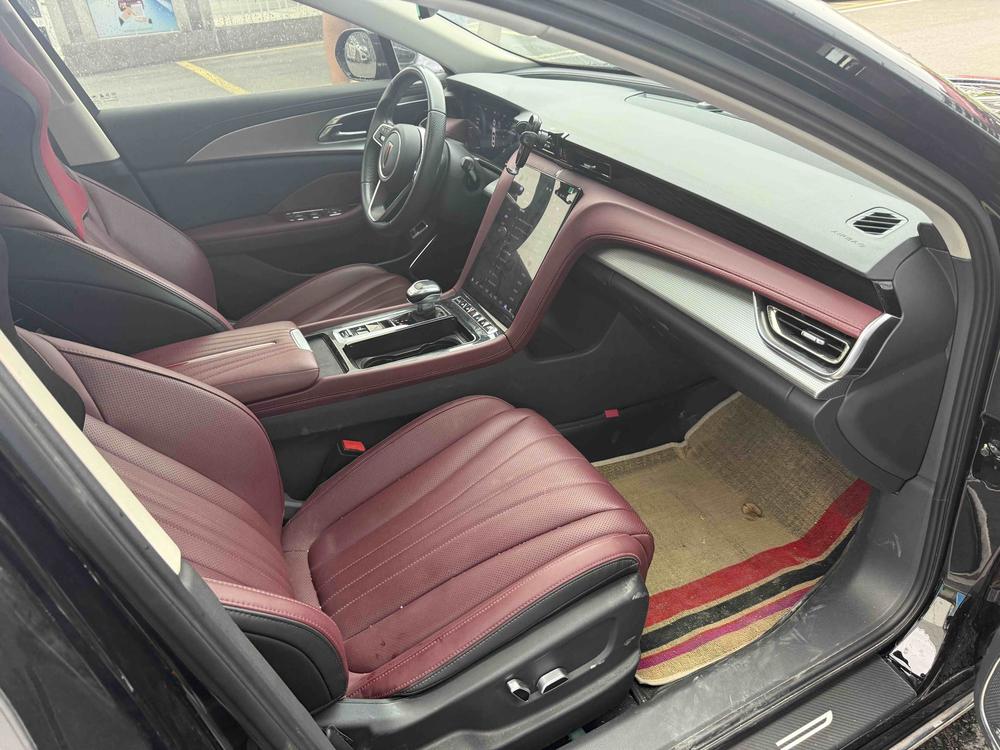 Hongqi Hongqi H5
