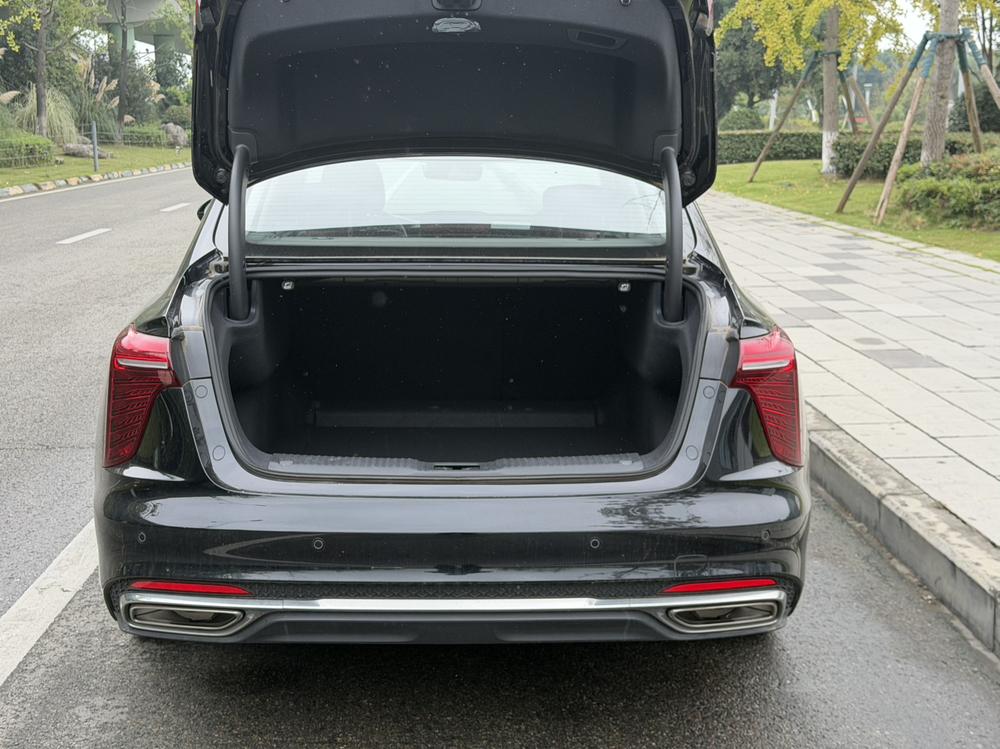 Hongqi Hongqi H5