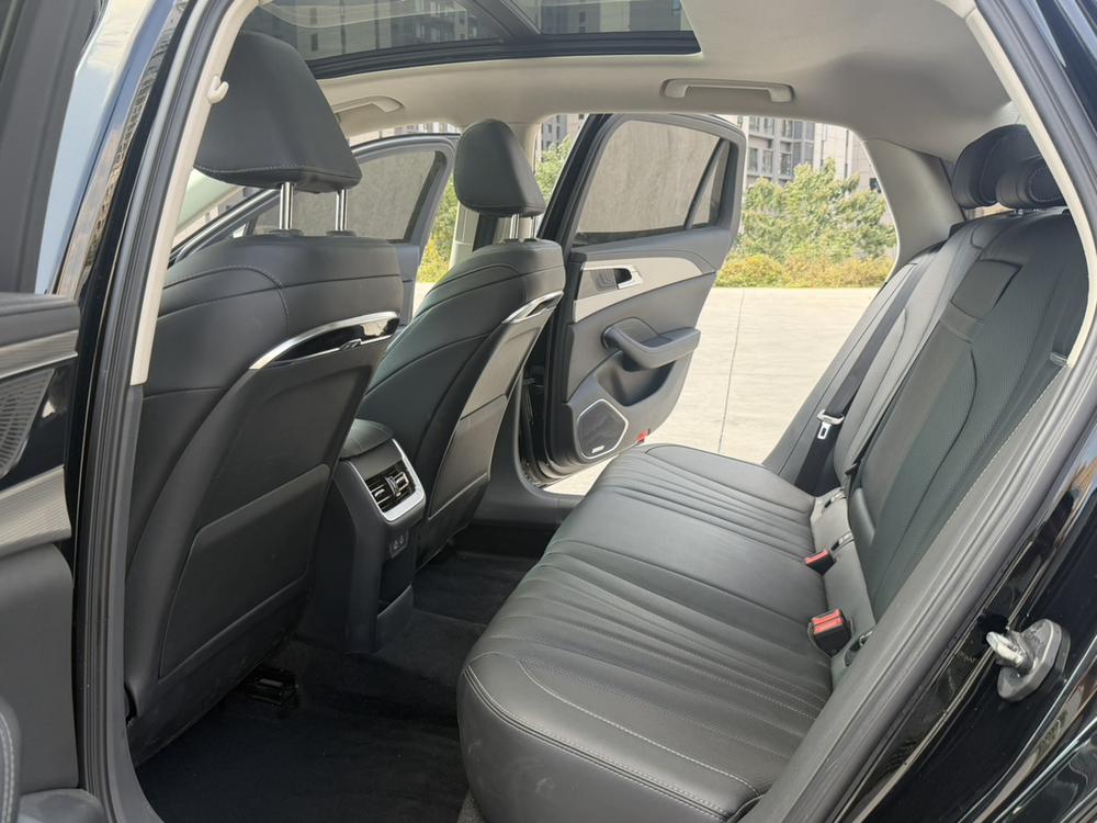 Hongqi Hongqi H5