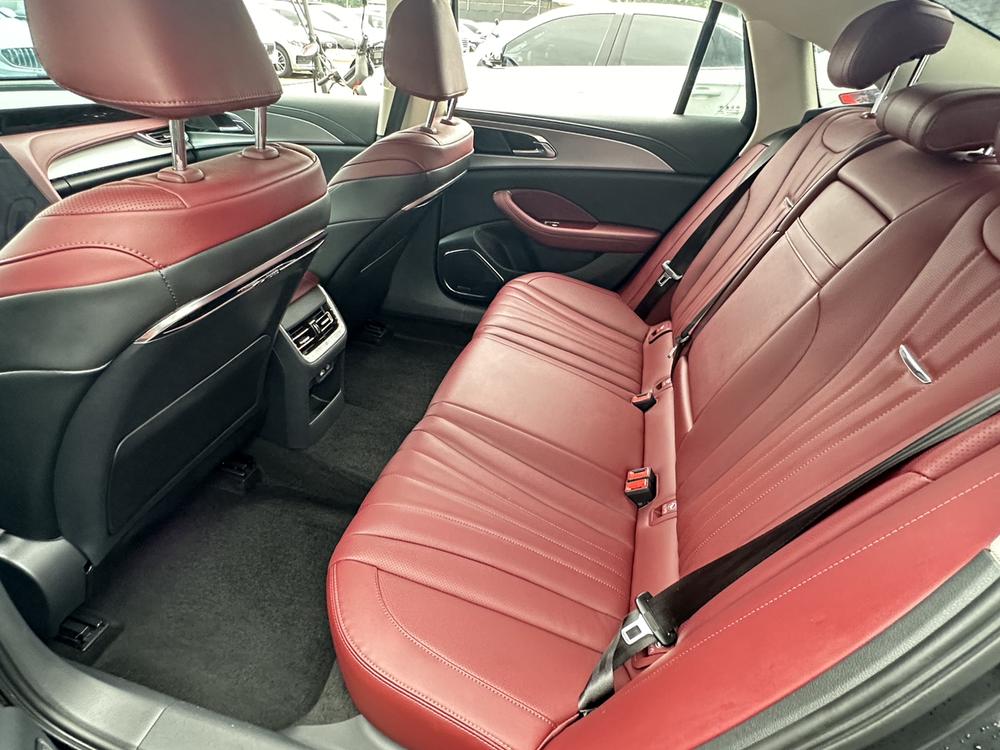 Hongqi Hongqi H5