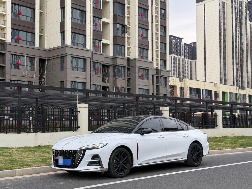 Hongqi Hongqi H6