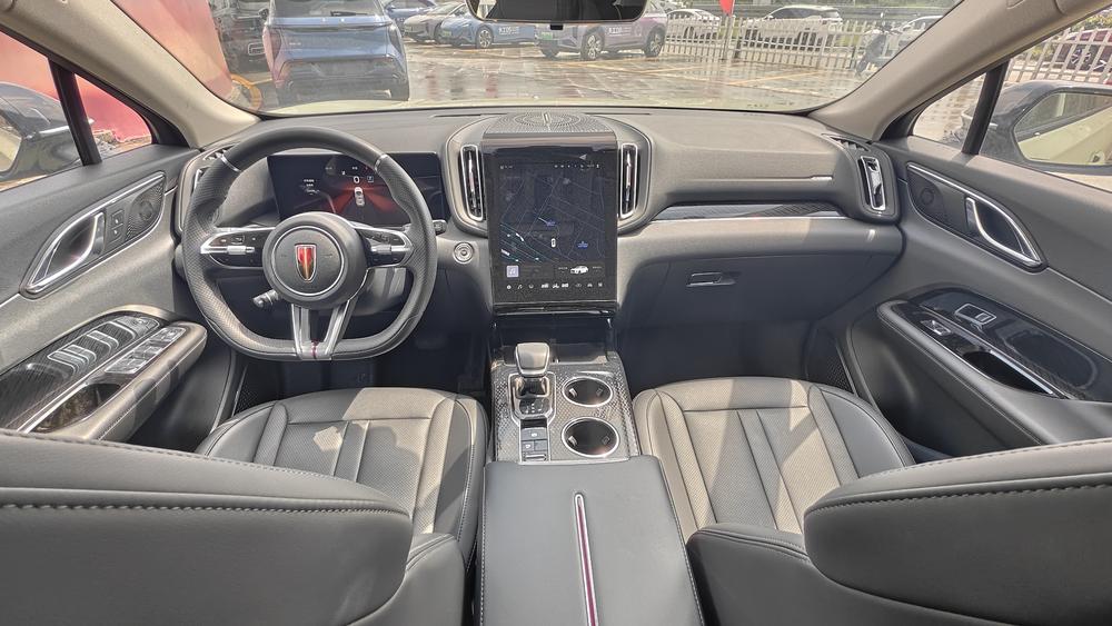 Hongqi Hongqi HS3
