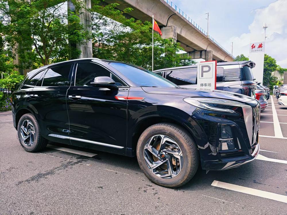 Hongqi Hongqi HS3