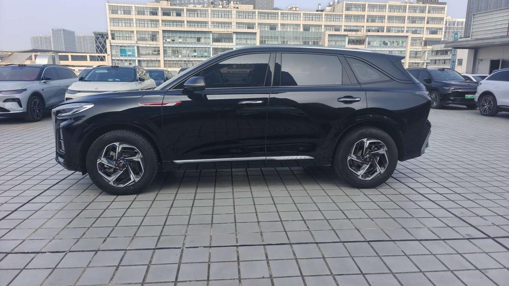 Hongqi Hongqi HS3