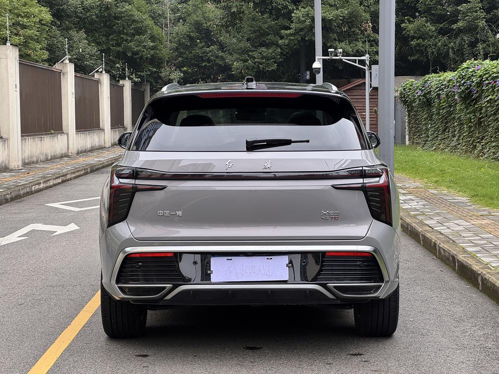 Hongqi Hongqi HS3