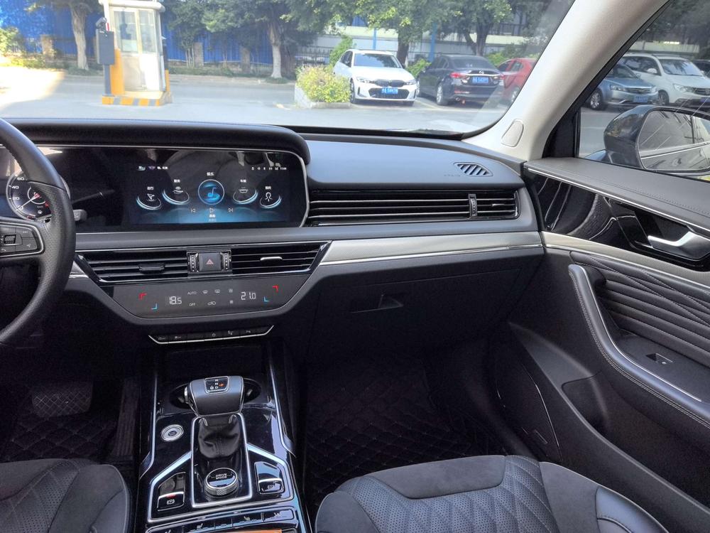 Hongqi Hongqi HS5