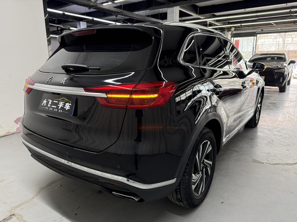 Hongqi Hongqi HS5