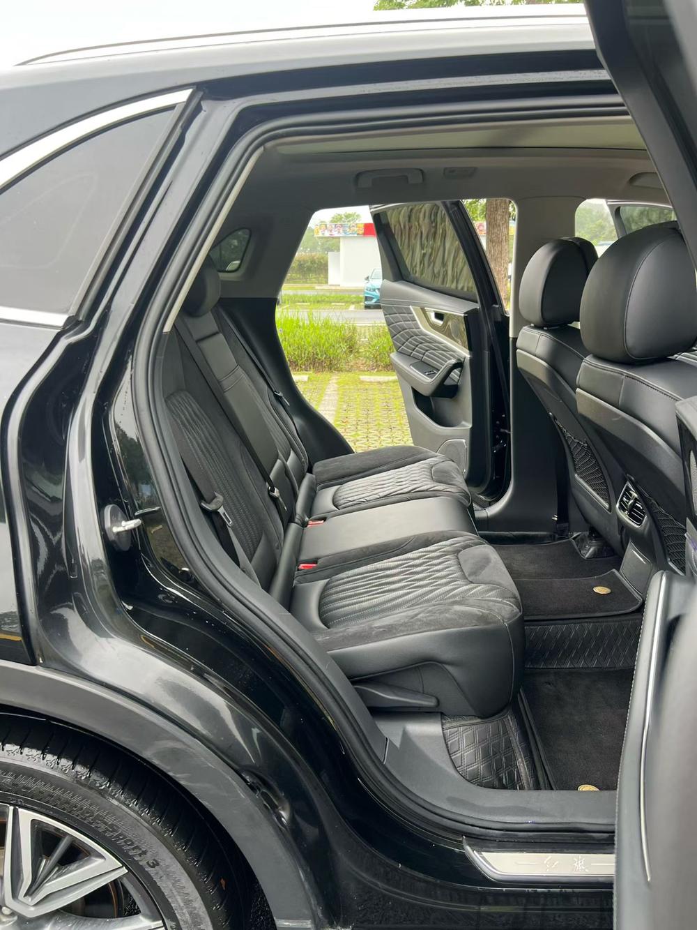 Hongqi Hongqi HS5