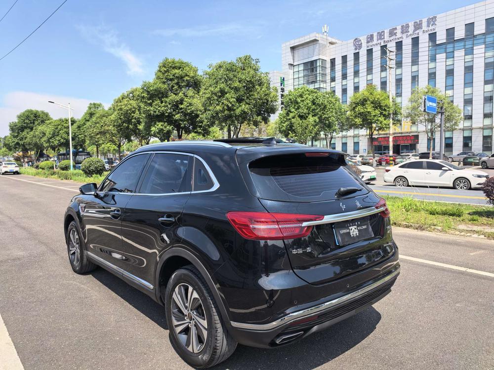 Hongqi Hongqi HS5