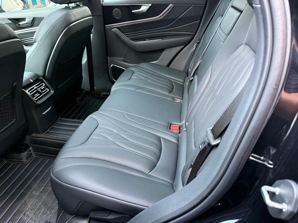 Hongqi Hongqi HS5
