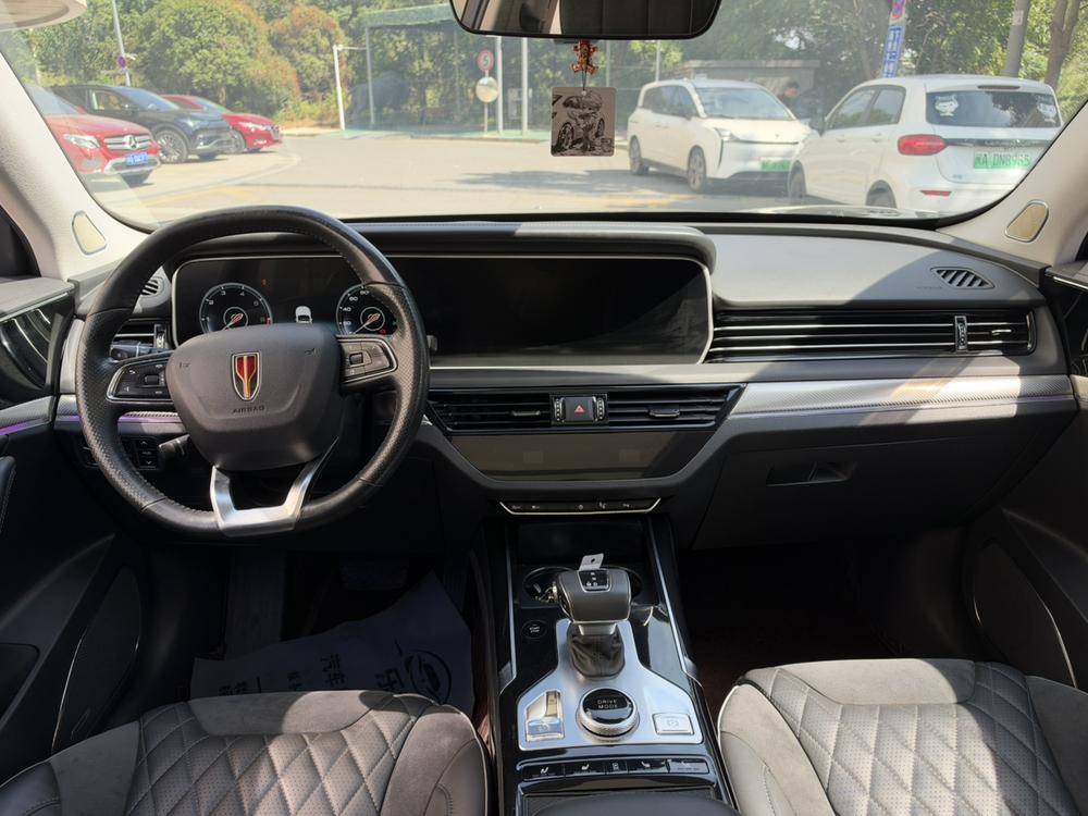 Hongqi Hongqi HS5