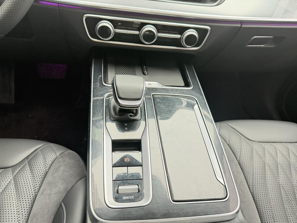 Hongqi Hongqi HS5
