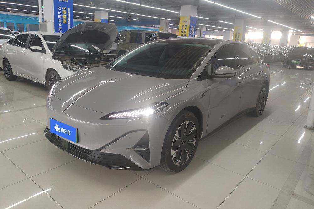 Hongqi Hongqi Tiangong 05