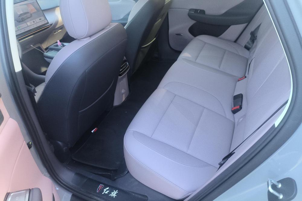 Hongqi Hongqi Tiangong 05
